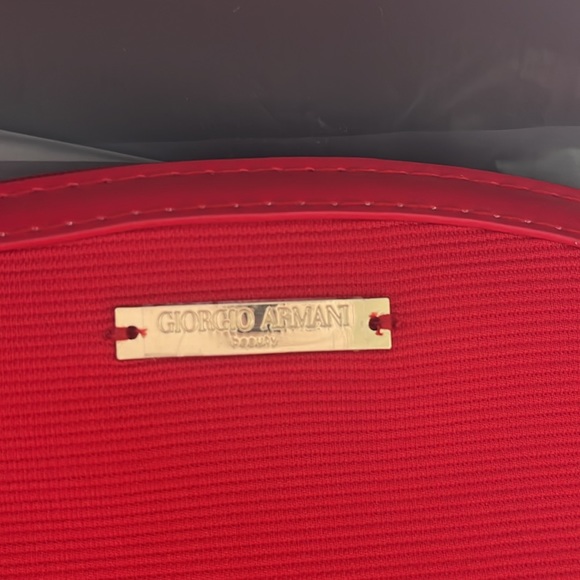 New in Box Giorgio Armani wristlet/ makeup bag - Picture 3 of 4